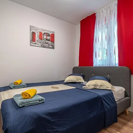 House Nina Σπίτι διακοπών Pazin
